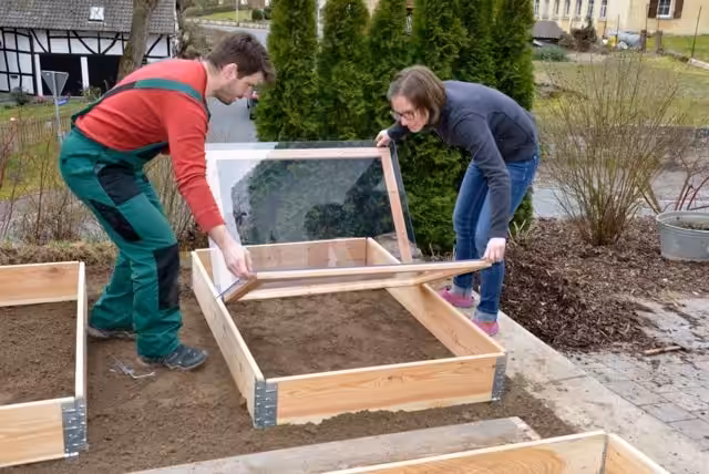 Abdeckung einhängen